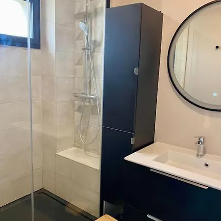 T3 - Centre - 75m2 - 2 Sdb - Parking - Calme Lägenhet Anglet