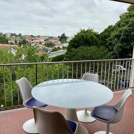 T3 - Centre - 75m2 - 2 Sdb - Parking - Calme *