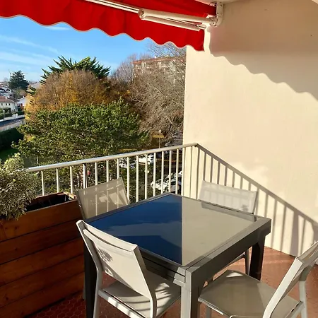 Appartement T3 - Centre - 75m2 - 2 Sdb - Parking - Calme