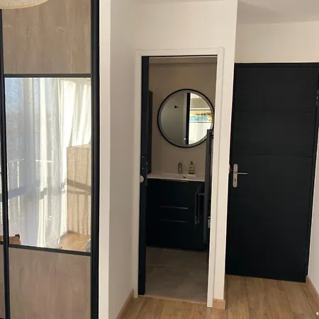Daire T3 - Centre - 75m2 - 2 Sdb - Parking - Calme *