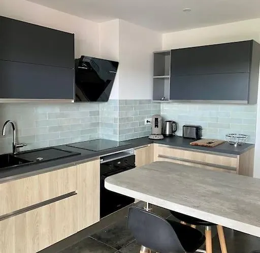 T3 - Centre - 75m2 - 2 Sdb - Parking - Calme Appartement *