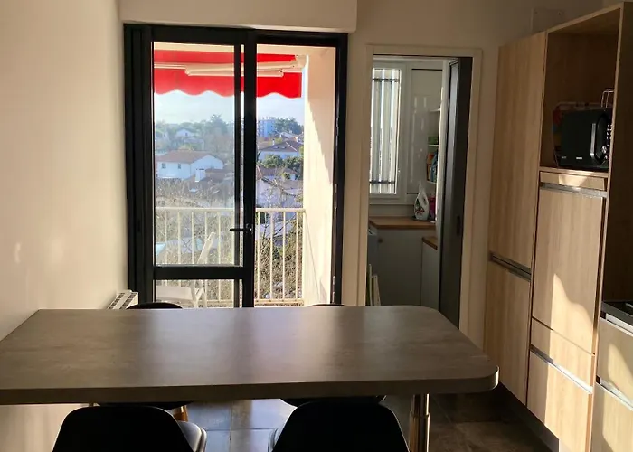 T3 - Centre - 75m2 - 2 Sdb - Parking - Calme * Anglet