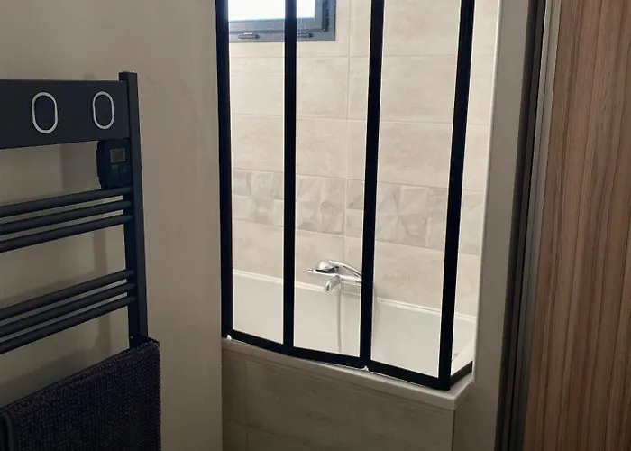 T3 - Centre - 75m2 - 2 Sdb - Parking - Calme Lejlighed Anglet