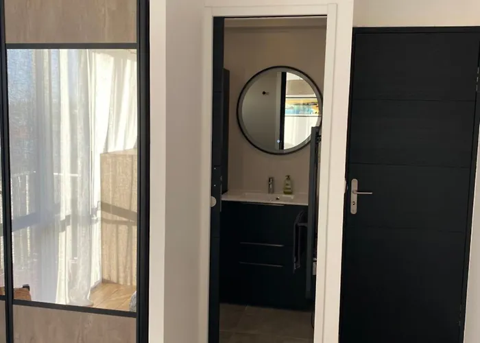 Appartement T3 - Centre - 75m2 - 2 Sdb - Parking - Calme *